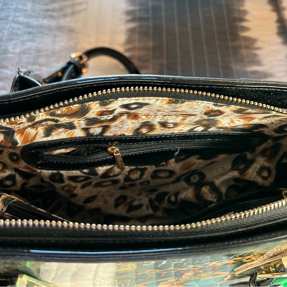 Boutique Stylish Women's Fashion Print Bag - Picture 8 of 16